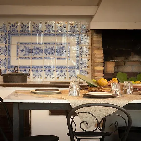 Maria 3* Canicattini Bagni