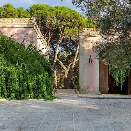 Maria Bed & Breakfast 3*